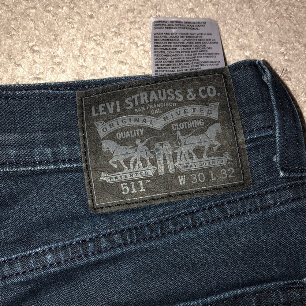 Jeans - Picture 3 of 4